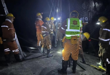 实现对井下环境的全景式监控